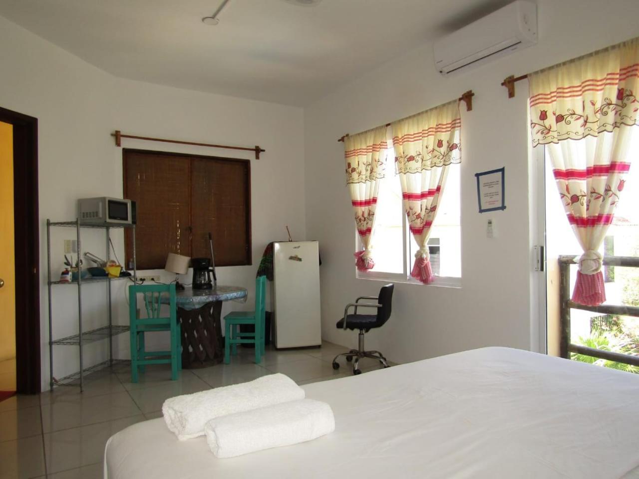 Brisamar Guesthouse بويرتو إسكونديدو المظهر الخارجي الصورة