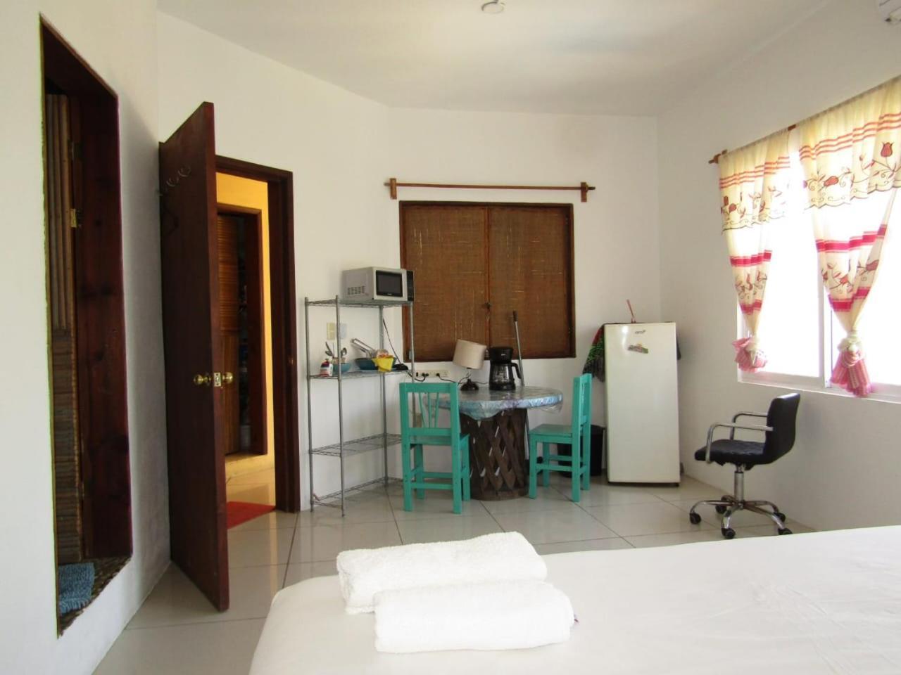 Brisamar Guesthouse بويرتو إسكونديدو المظهر الخارجي الصورة